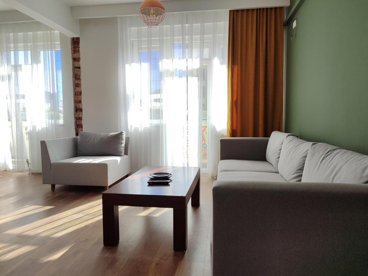 Urban Cozy Retreat Lejlighed Pristina Eksteriør billede
